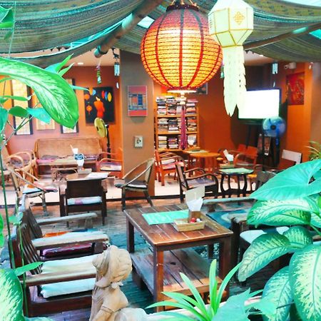 All In 1 Guesthouse Chiang Mai Zewnętrze zdjęcie
