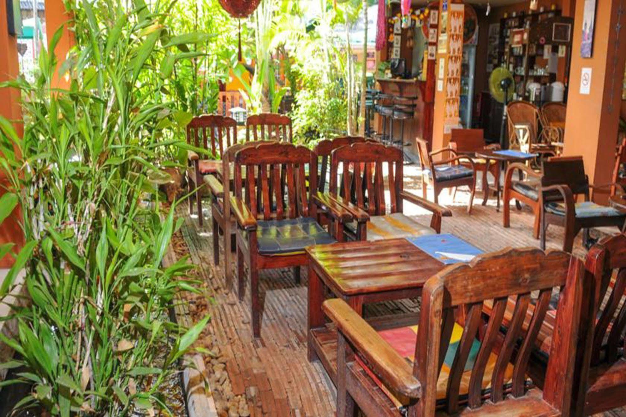 All In 1 Guesthouse Chiang Mai Zewnętrze zdjęcie
